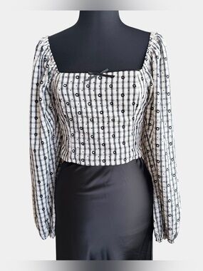 NWT Le Lis Plaid Floral Square Neck Cropped Puff Long Sleeve Top
